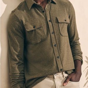 FAHERTY Men’s Legend Sweater Shirt Medium